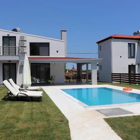 Olympus Paradise 5 Skotina Exterior photo