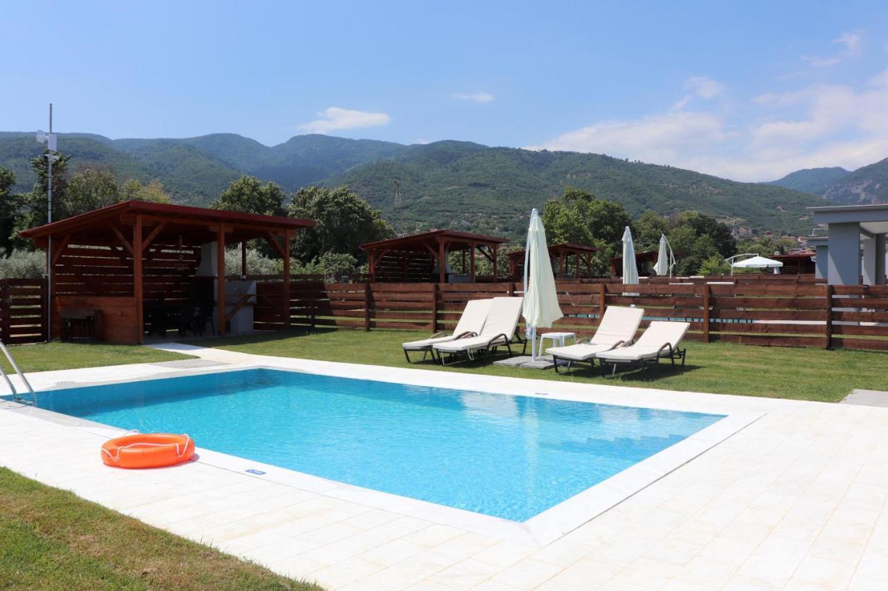 Olympus Paradise 5 Ferienhaus Skotina