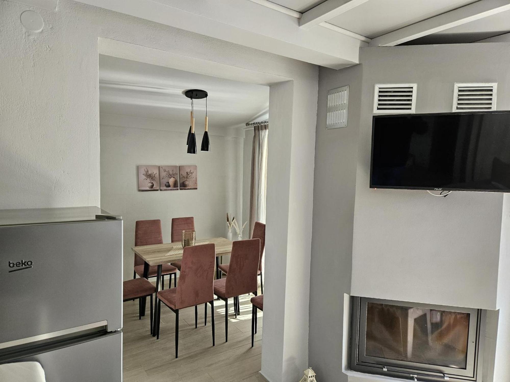 Olympus Paradise 5 Holiday home Skotina